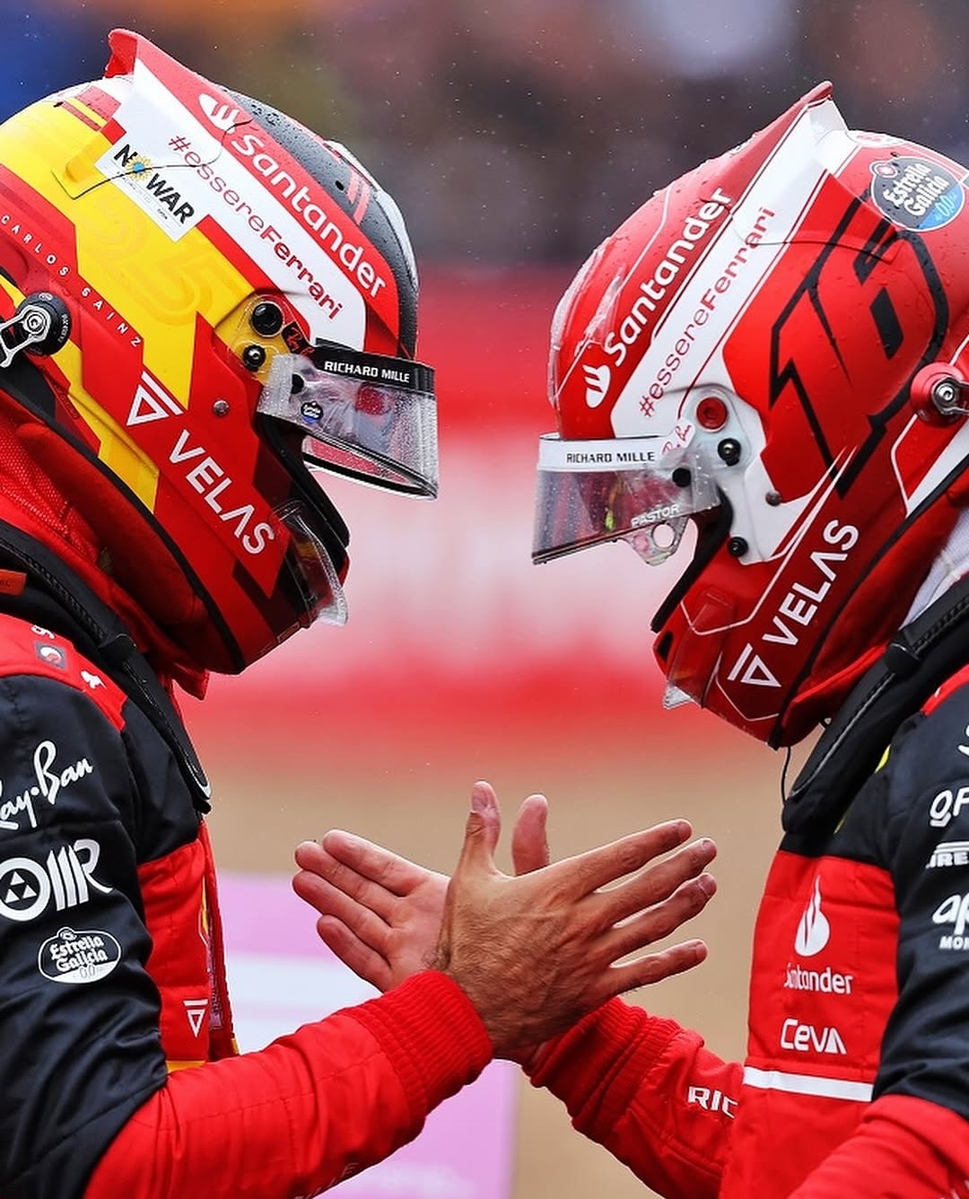 红牛二队碾压法拉利,塞恩斯统治全场 红牛二队碾压法拉利,塞恩斯统治全场