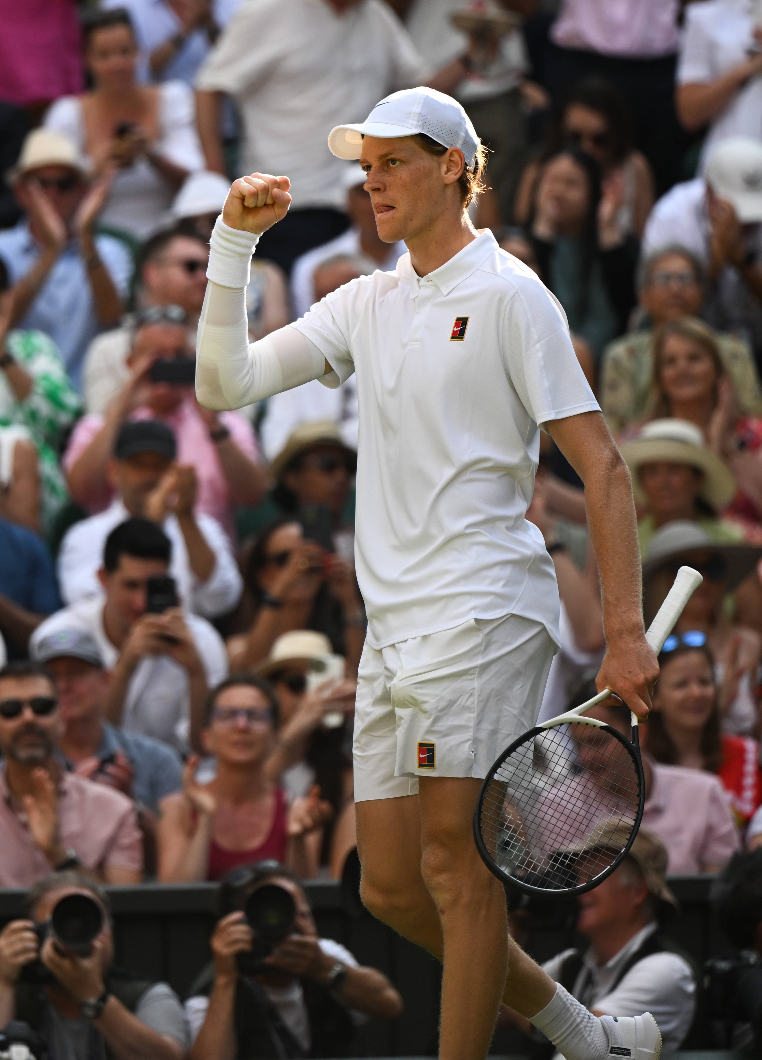 戴维斯杯轻取拉沃尔杯，辛纳刷新纪录