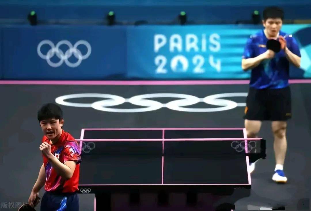 日本乒乓球队完胜奥地利乒乓球队，张本智和送出助攻