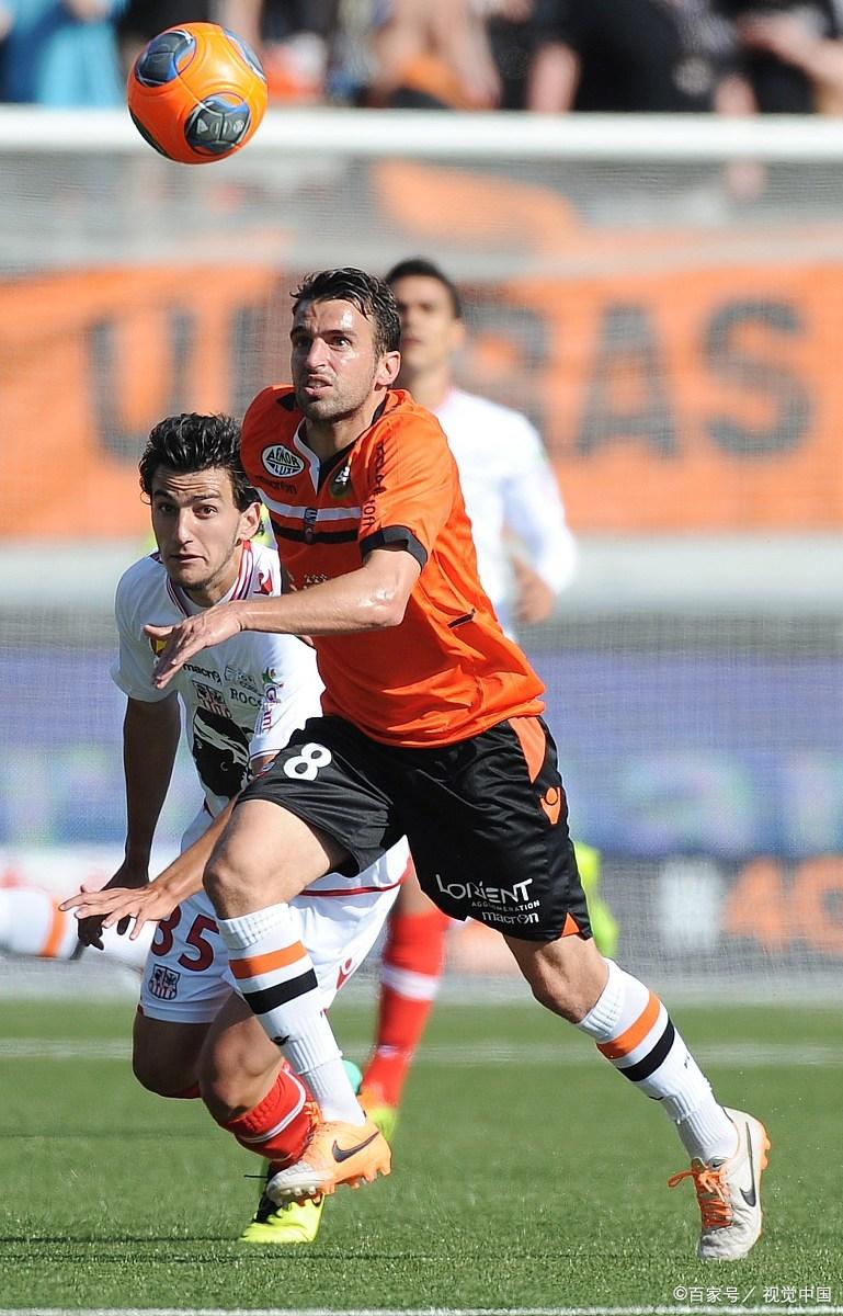 阿雅克肖主帅下课,法甲球队动荡不安 阿雅克肖主帅下课,法甲球队动荡不安