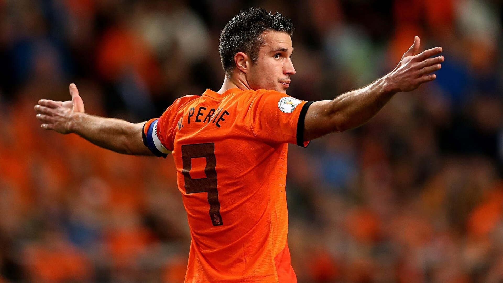 赛道上的幽灵舞者，罗德里在F1街道赛之夜的统治性存在