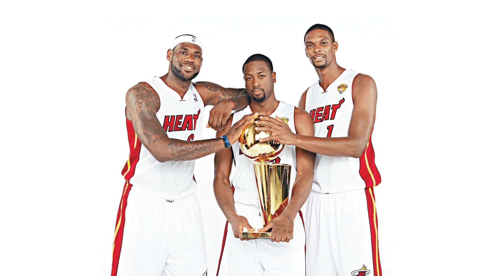 舞台中央的巨人，当戈贝尔在聚光灯下统治掘金，森林狼的冠军拼图已然完整